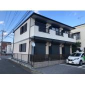 目の前駐車場につき陽当り良好!