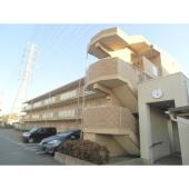 RC造3階建て