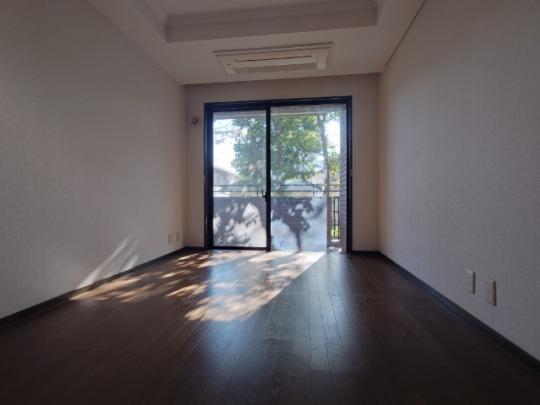 7.2���̍L���m��