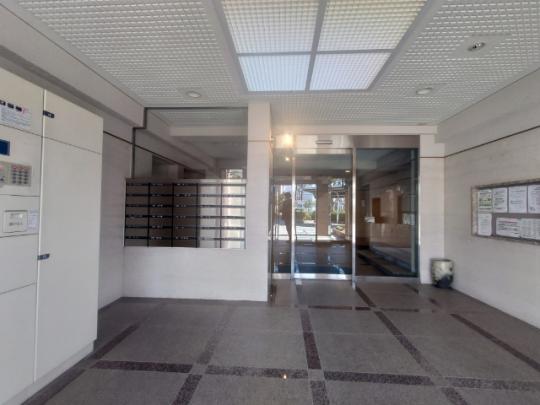 �G���g�����X