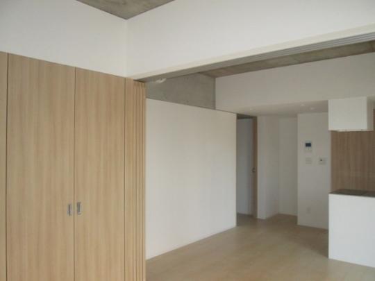 洋室にクローゼット