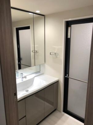 ���[�L�x�Ȑ��ʑ�