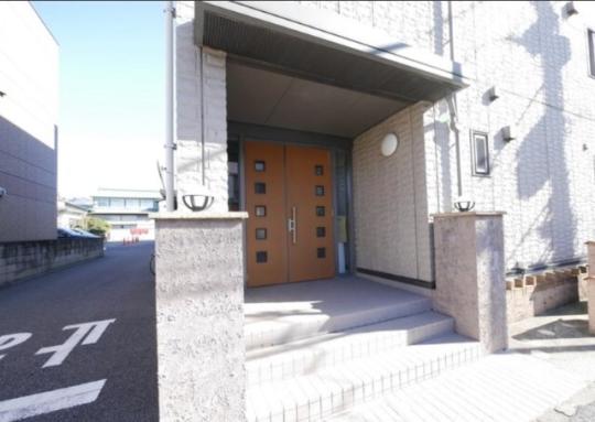 �G���g�����X