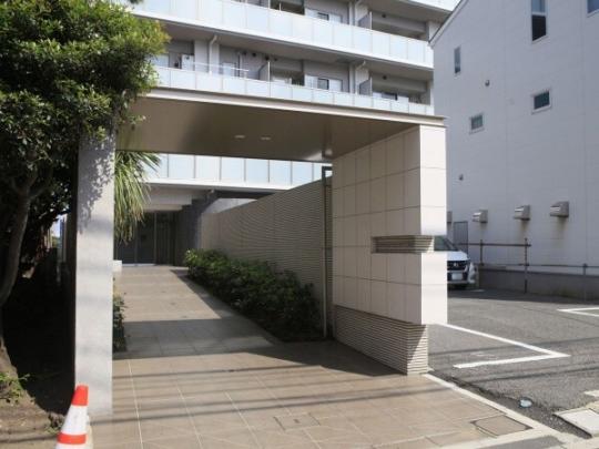 �G���g�����X