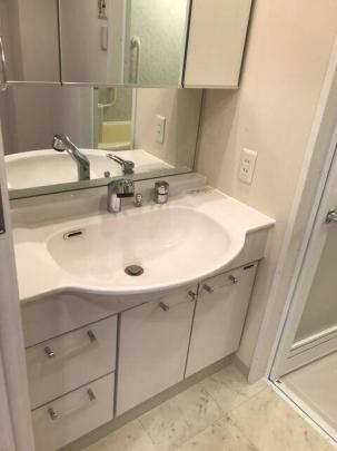 �Ɨ����ʑ�