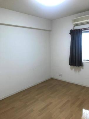 �G�A�R������