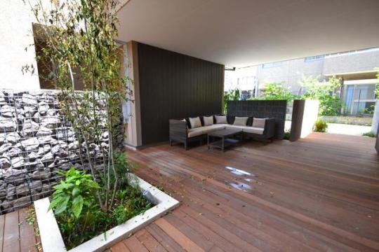 �G���g�����X