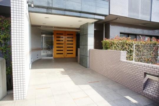 �G���g�����X