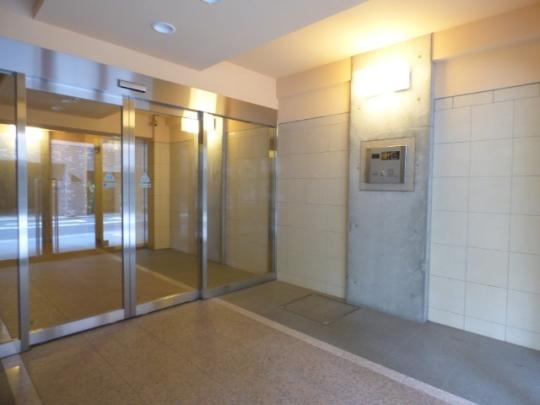 �G���g�����X