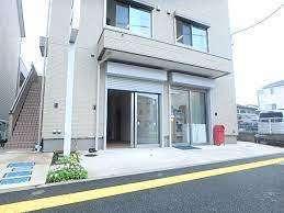 �G���g�����X