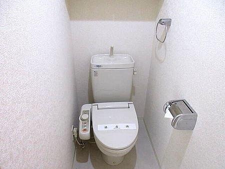 温水洗浄便座完備