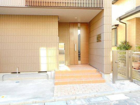 �G���g�����X