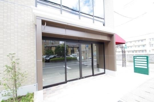 �G���g�����X