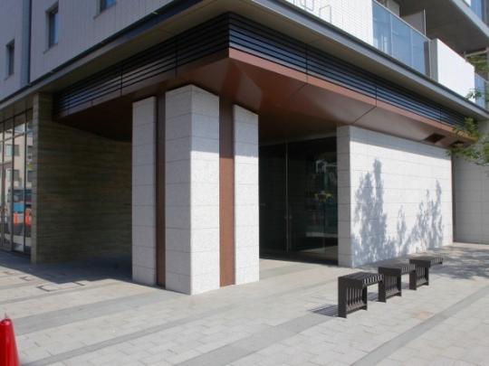 �G���g�����X