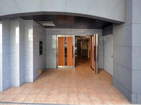 �G���g�����X