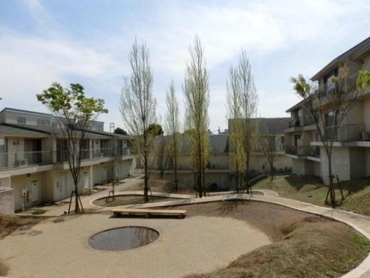 �G���g�����X