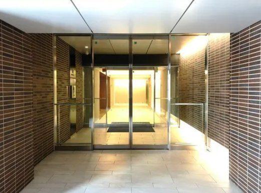 �G���g�����X