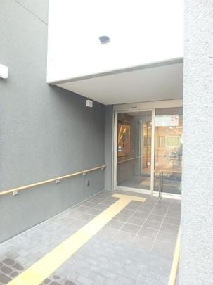 �G���g�����X