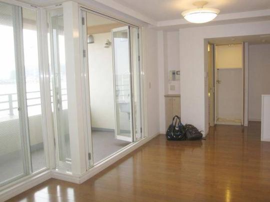 フローリングのリビング