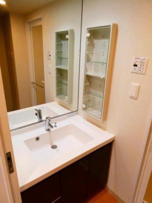 フローリングです!