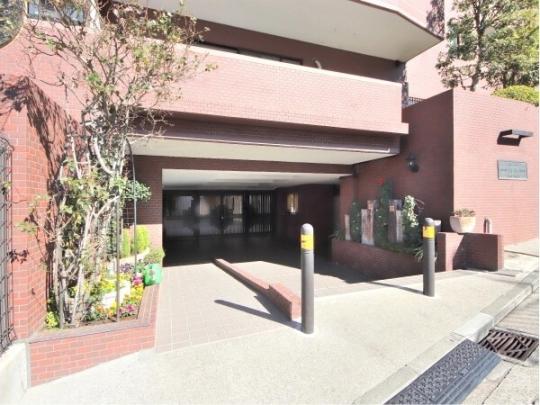 �G���g�����X