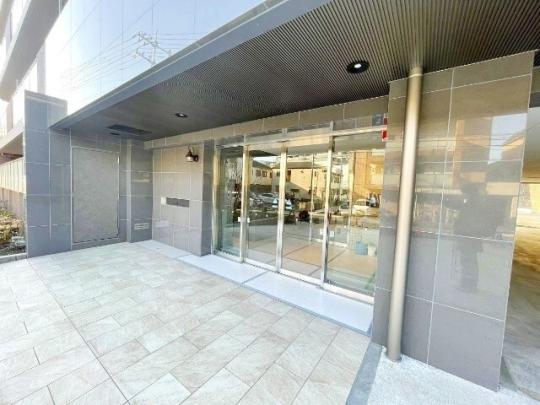 �G���g�����X