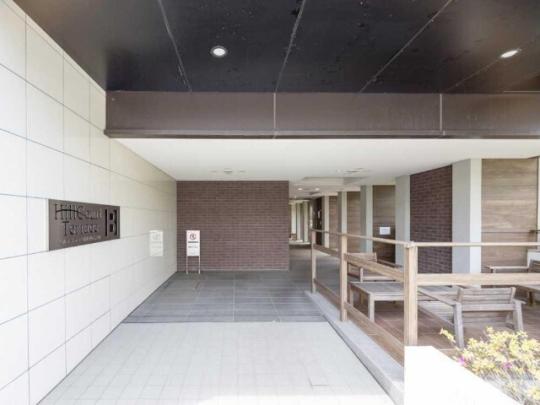 �G���g�����X