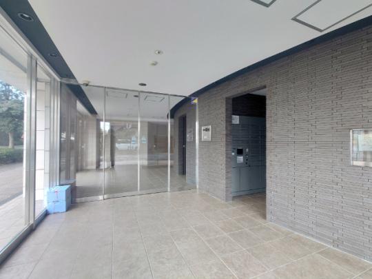 �G���g�����X