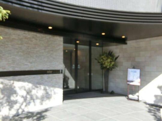 �G���g�����X