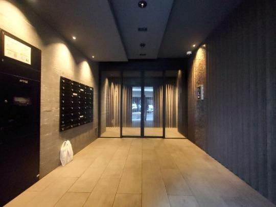 �G���g�����X