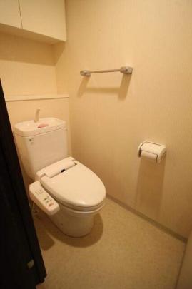 温水洗浄便座完備