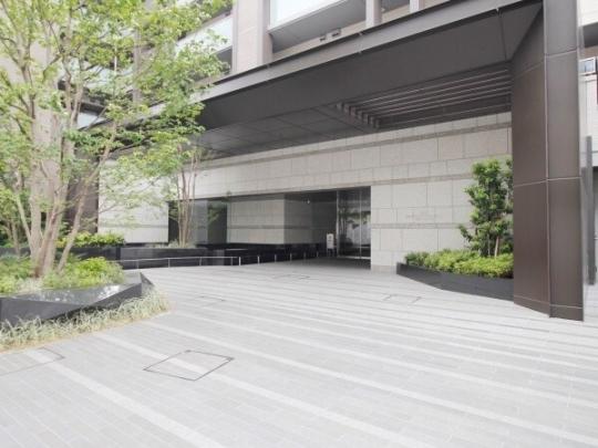 �G���g�����X