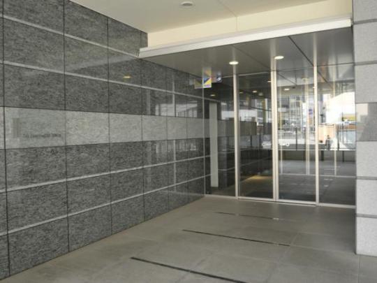 �G���g�����X