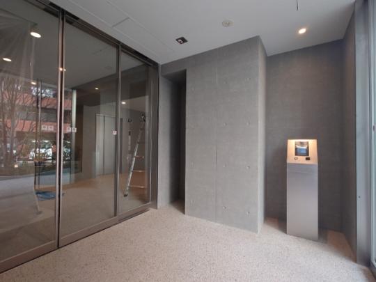 �G���g�����X