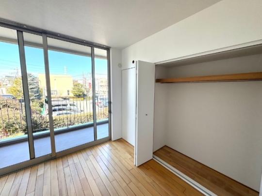 ���j�^�[�t���C���^�[�z��