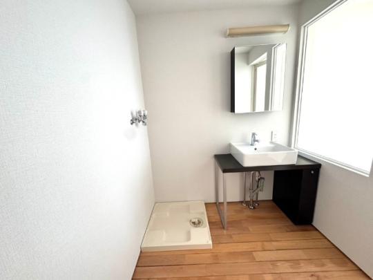 �Ɨ����ʑ�