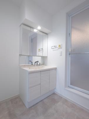 �O�ʋ��t���������ʉ��ϑ�