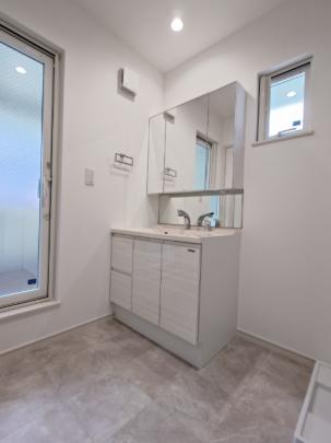 �O�ʋ��t���������ʉ��ϑ�