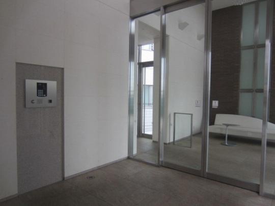 �G���g�����X