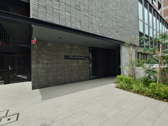 �G���g�����X