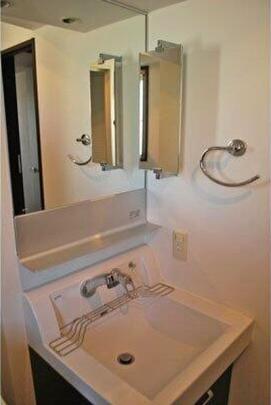 ���ʉ��ϑ�