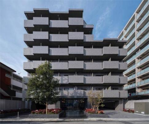 外観タイル張りです