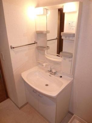 �Ɨ����ʑ�