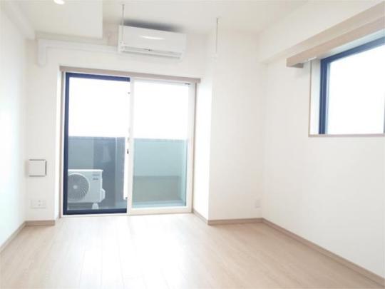 �G�A�R������