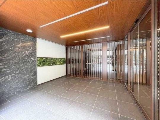 �G���g�����X