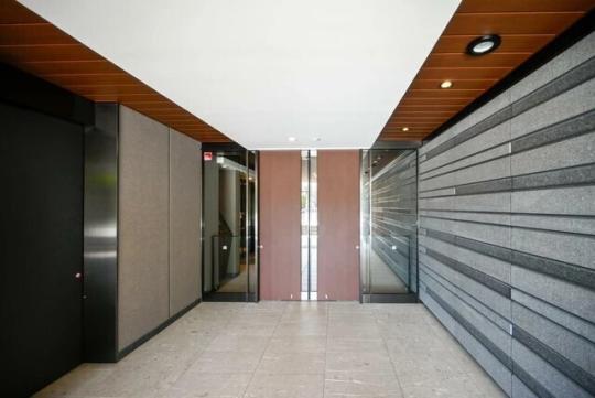 �G���g�����X