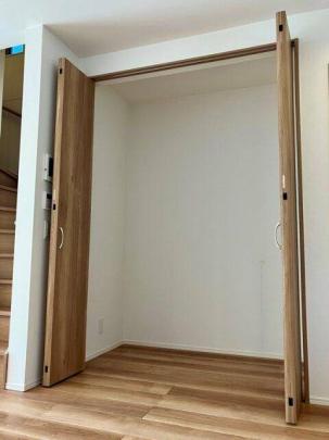 �N���[�[�b�g�L��