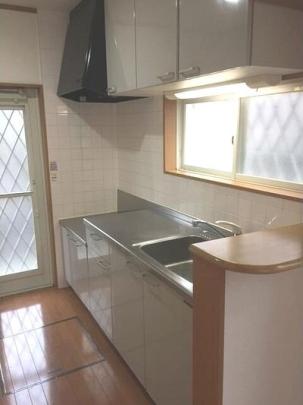 �V�X�e���L�b�`��