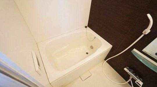 �o�X���[��