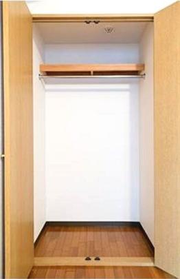 �N���[�[�b�g�L��